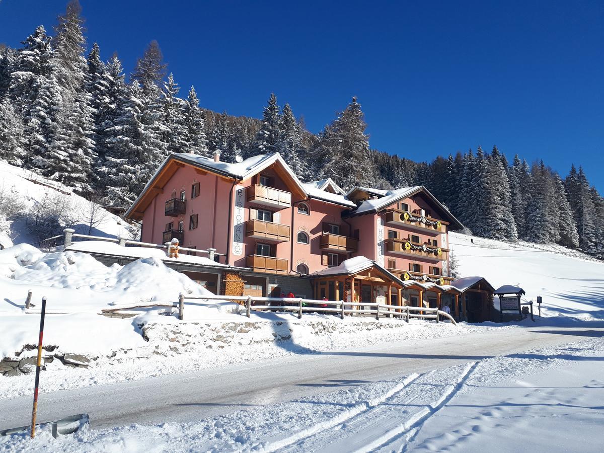 Hotel La Roccia Passo del Tonale Exterior foto